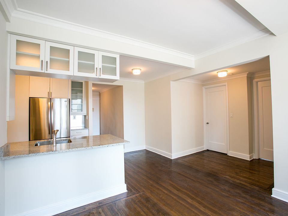 1st image of 210 W 70th St APT 1008