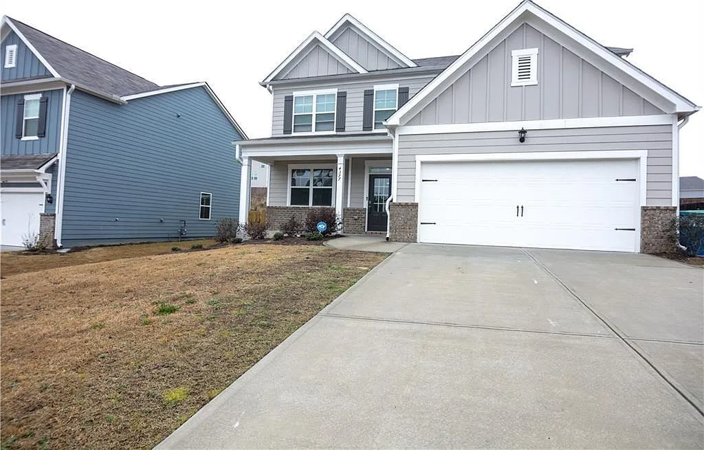 5 bed, 3.5 bath, 2896 sqft, $3,200 — Photo 1