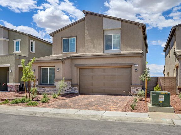 2nd image of 561 Preston Crst