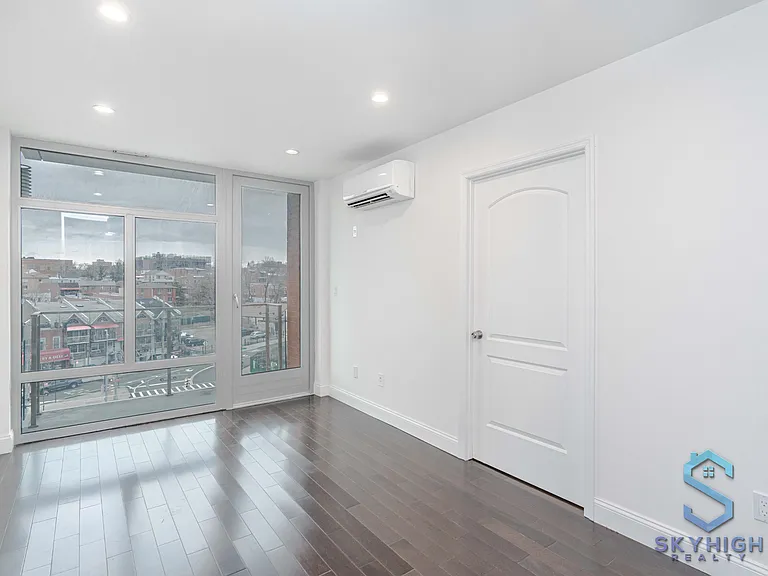 46-02 70th St #6K — Photo 7