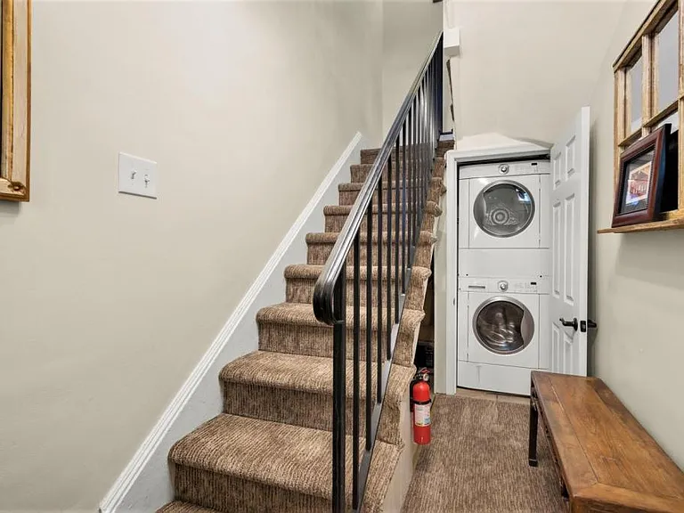 311 A St NE #2 — Photo 21
