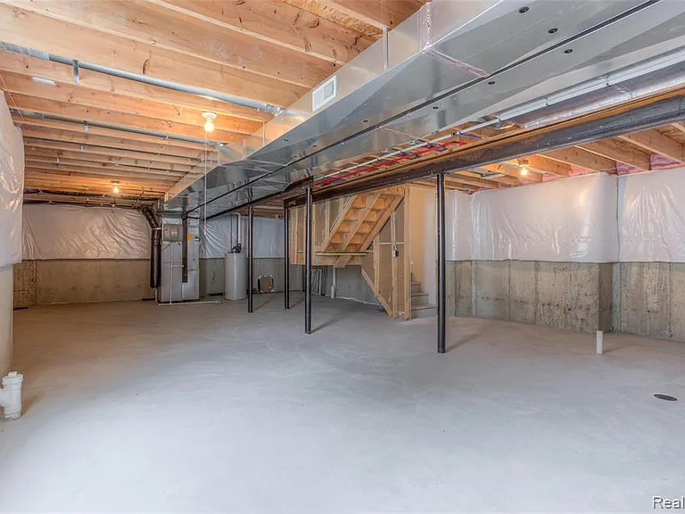 711 Cherry Stone Dr — Photo 35