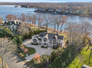1750 Hobart Rd, Southold, NY 11971
