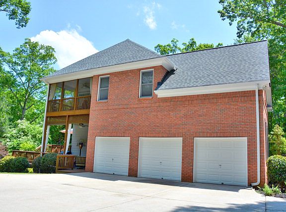 4th image of 4470 Bronte Ln