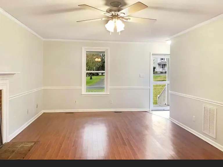 1114 Wendy Ct — Photo 5