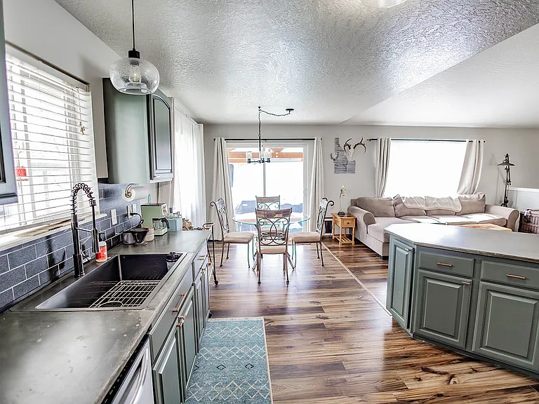 1268 W Bentwood Loop — Photo 73
