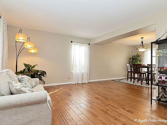 3rd image of 36152 N Bridlewood Ave