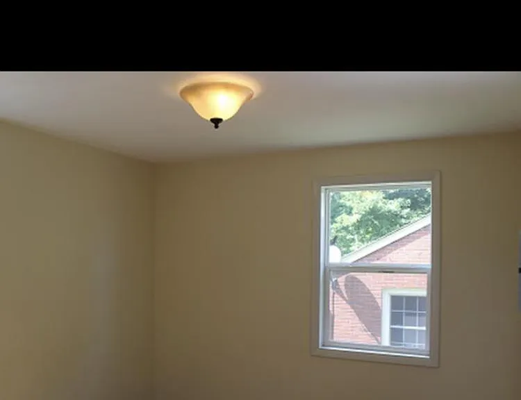 211 Orlando Ave — Photo 7