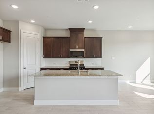 605 Hutchinson Ln, Lewisville, TX 75077