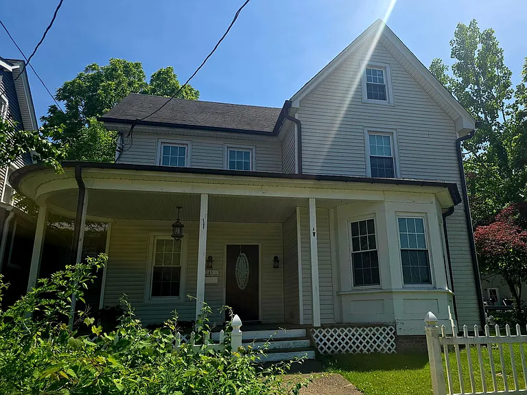 145 W Main St — Photo 1