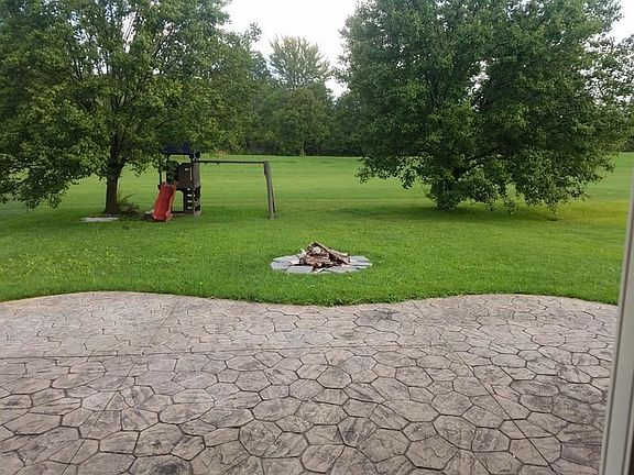 5th image of 7769 Paint Creek Dr