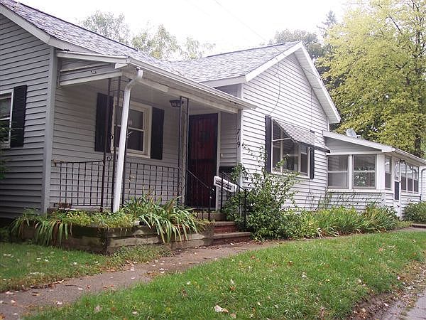 719 N. West Ave PrimaryFront
