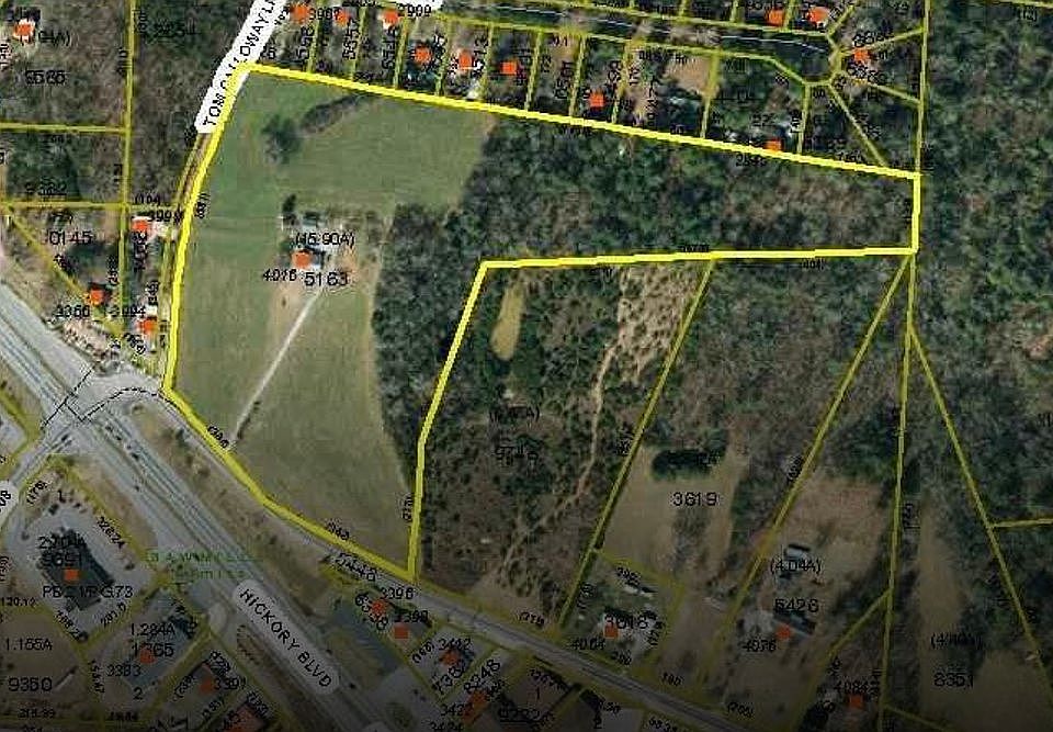 2nd image of 4016 Lower Cedar Valley Rd