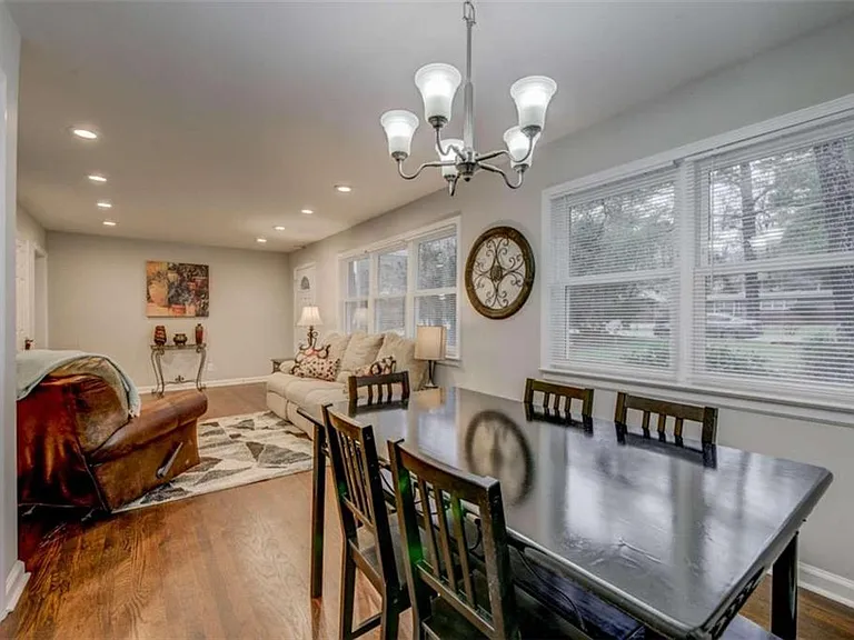 3041 Pasadena Dr — Photo 5