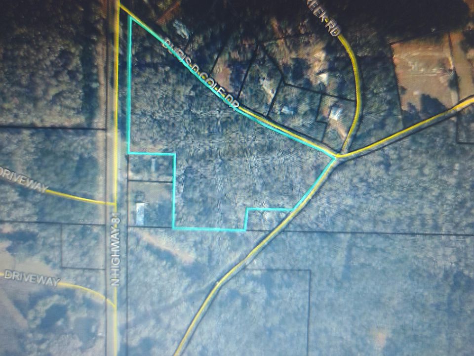 2nd image of 0 Highway 81