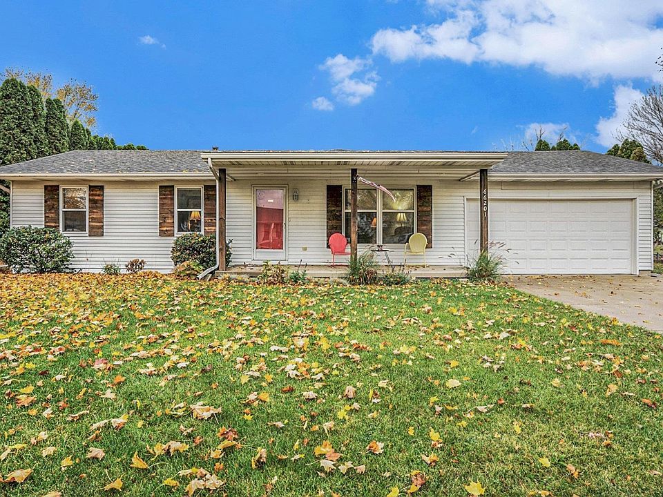 1st image of 66201 Chamfers Ln
