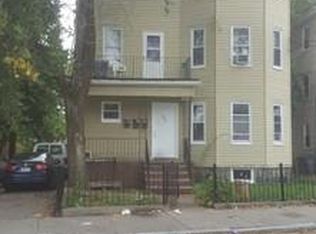 325 Wood Ave, Hyde Park, MA 02136