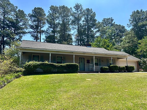 4th image of 130 Athens Dr