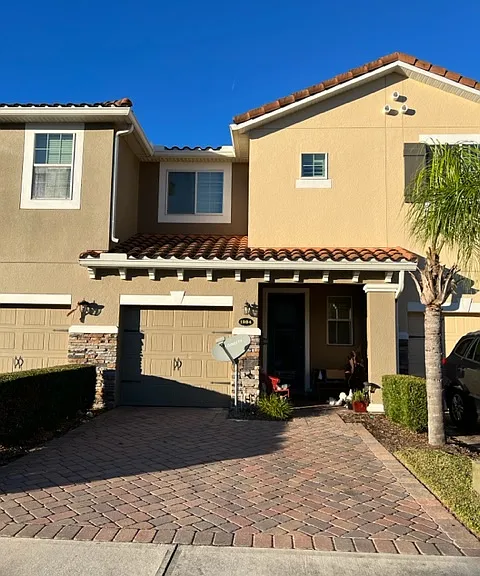 1984 Saffron Ct — Photo 1