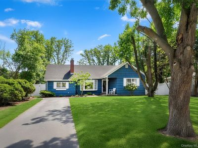 14 Bayside Avenue, Medford, NY, 11763