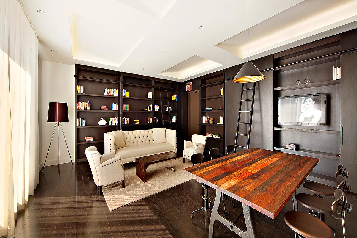 One Murray Park at 11-25 45th Avenue in Hunters Point