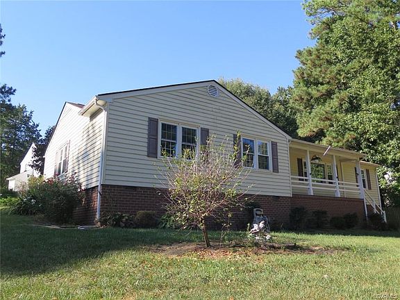 2nd image of 9601 Della Dr