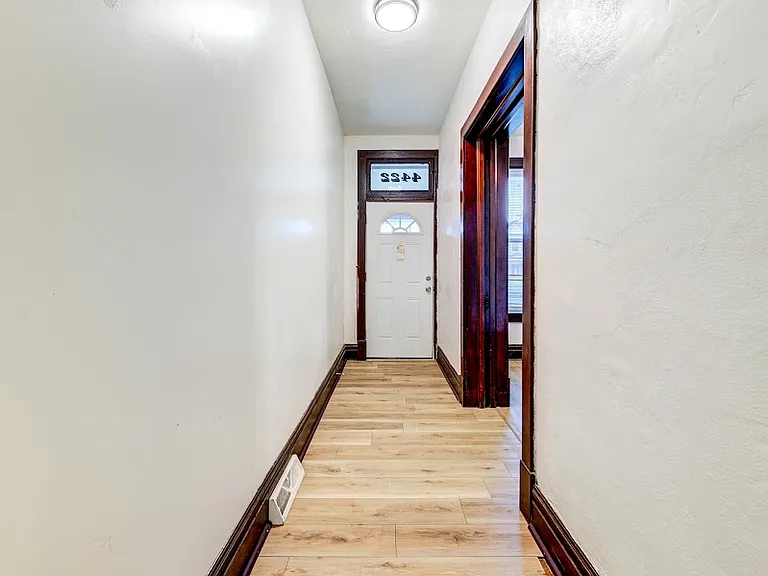 4422 Holly Ave #1 — Photo 4