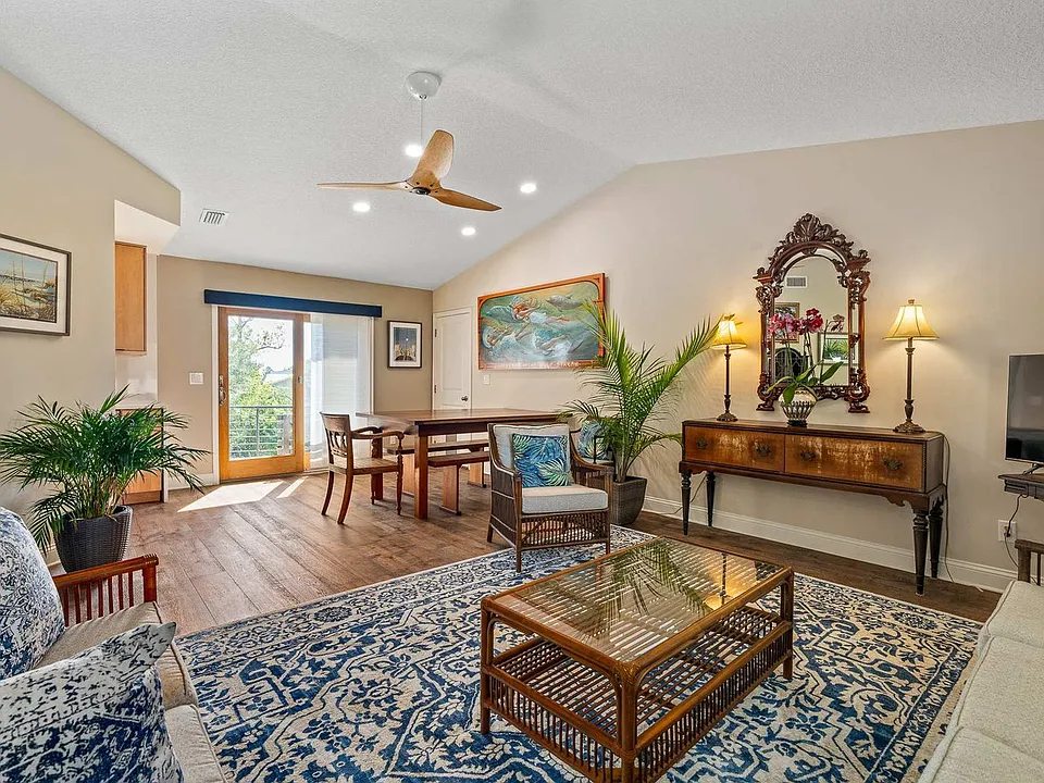 430 Arricola Ave #ID1281991P