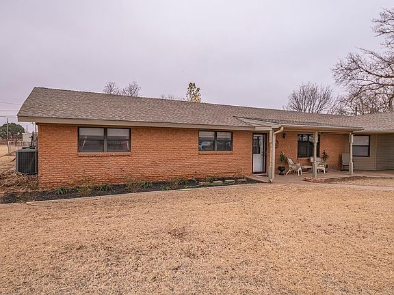 2nd image of 404 E County Road 127