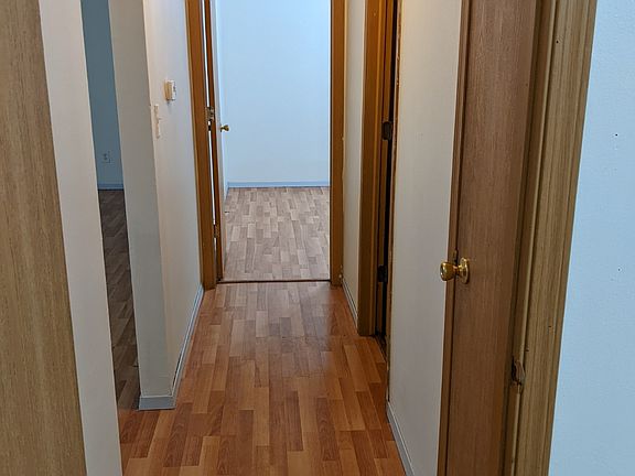 5th image of 2048 Hebron Ave #12050