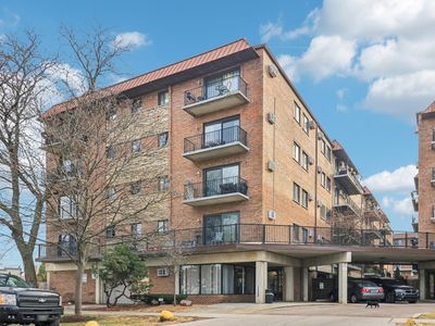 2333 N Neva Ave APT 101C, Chicago, IL, 60707