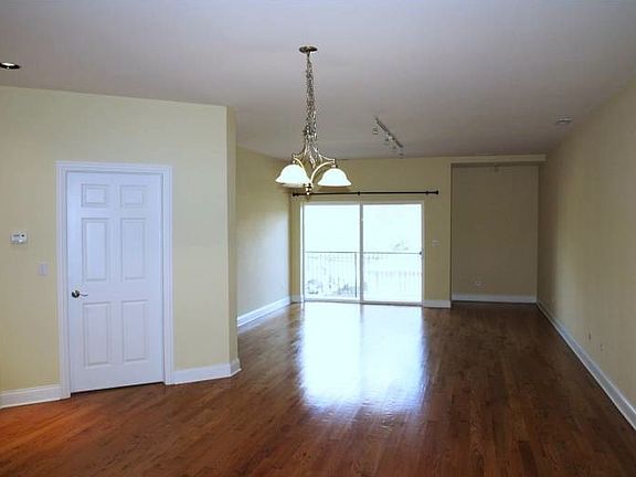 living/dining rev view
