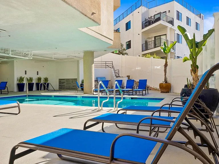 Midvale Apartments — Photo 4