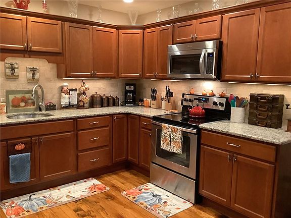 5th image of 1 Tupperware Dr Unit 312