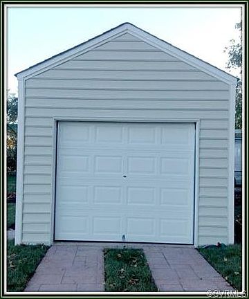 4th image of 5610 Lakeside Ave