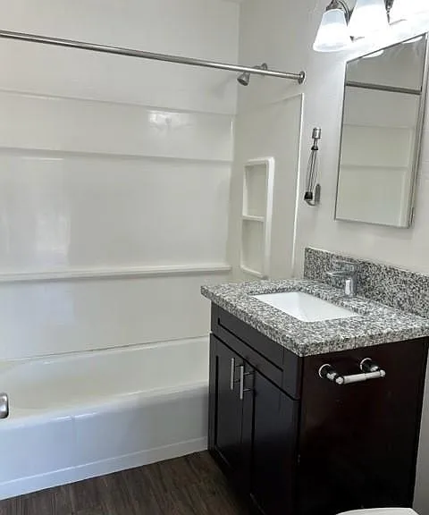 4146 Estrella Ave #4146.5 — Photo 7