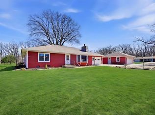 2594 E 1069th Rd, Ottawa, IL 61350