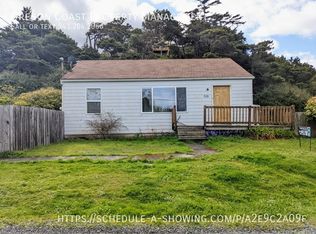 529 SW 5th St, Newport, OR 97365