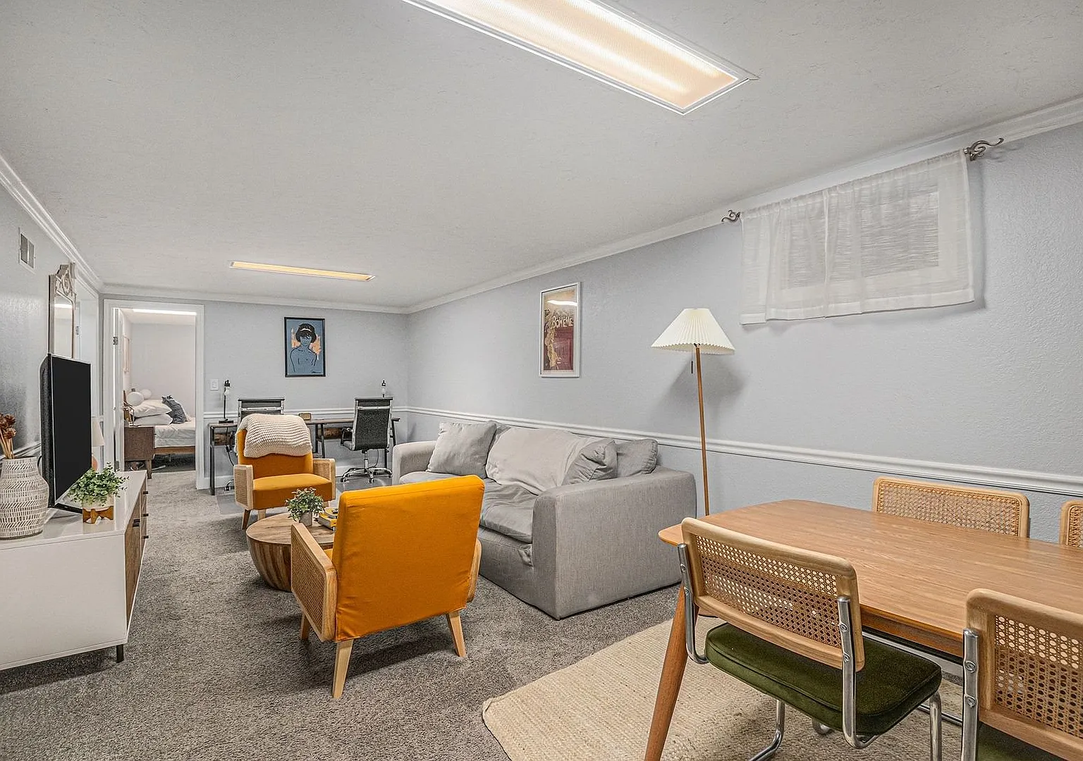 Golden Duplex Lower Unit is fully furnished feels like NEW! — Photo 1