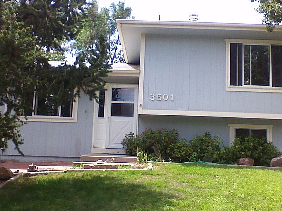 4th image of 3501 Dahlia St