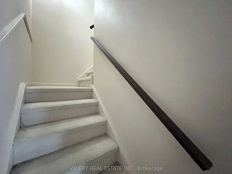 180 Mississauga Valley Blvd #143A — Photo 17