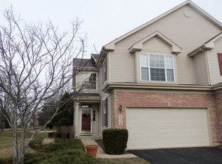 834 Riding Ln #0, St Charles, IL 60174