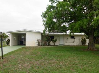 513 York Rd, Lehigh Acres, FL 33936