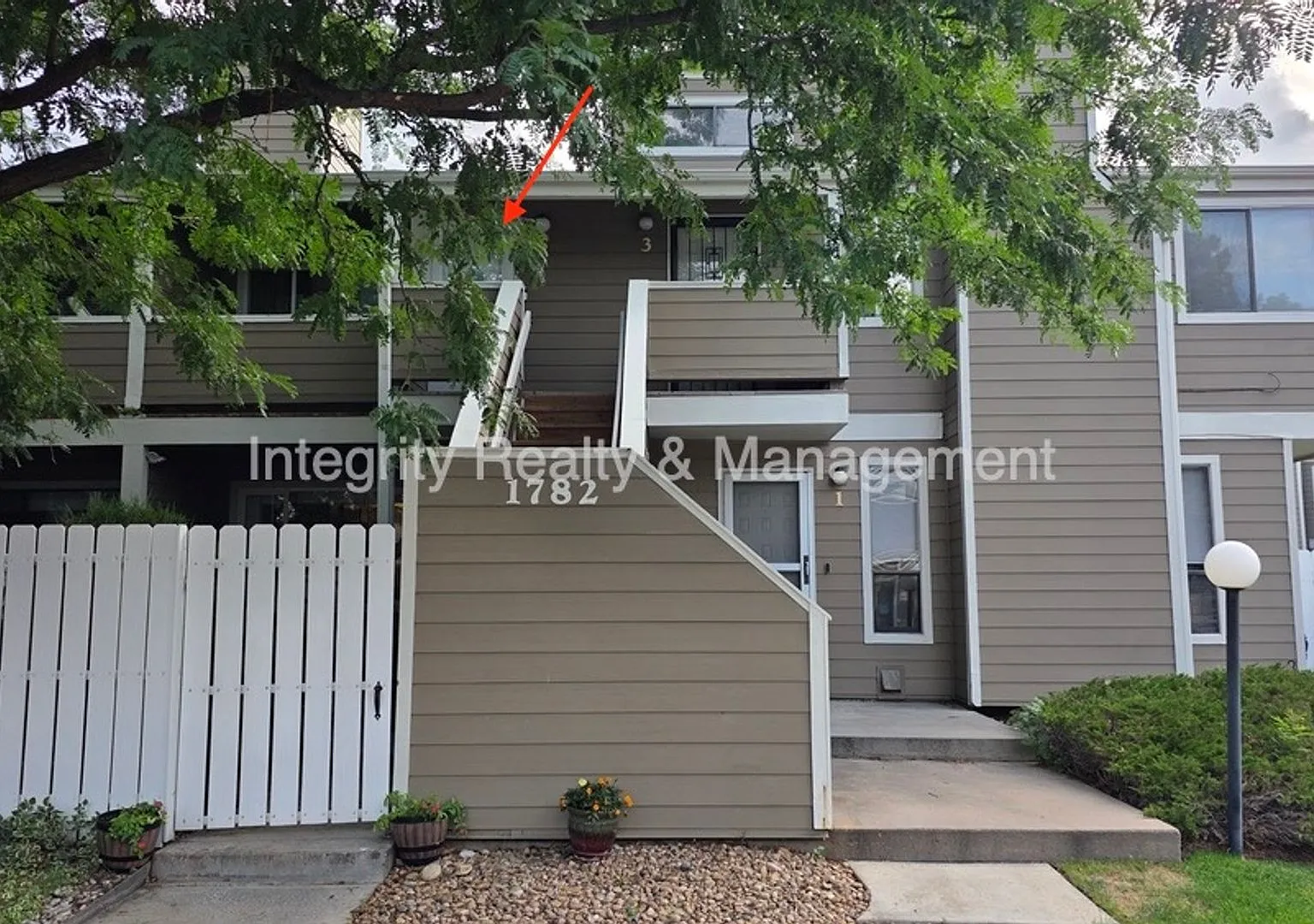 2 Bed/2 Bath, 1238 Sqft - 1782 Trenton St Unit 6 — Photo 2