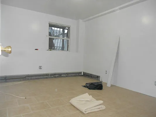 Rented by Keller Williams NYC | media 28