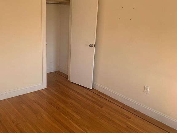 5th image of 2282 Ocean Ave APT 6