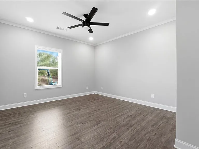304 Cochin Dr — Photo 47