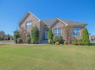 107 Colony Dr, Hendersonville, TN 37075