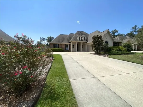 609 English Oak Dr, Madisonville, LA 70447