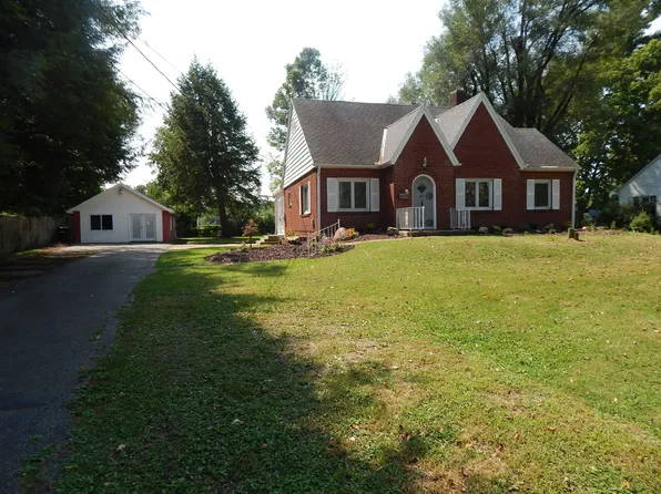 418 W Pike St, Morrow, OH 45152
